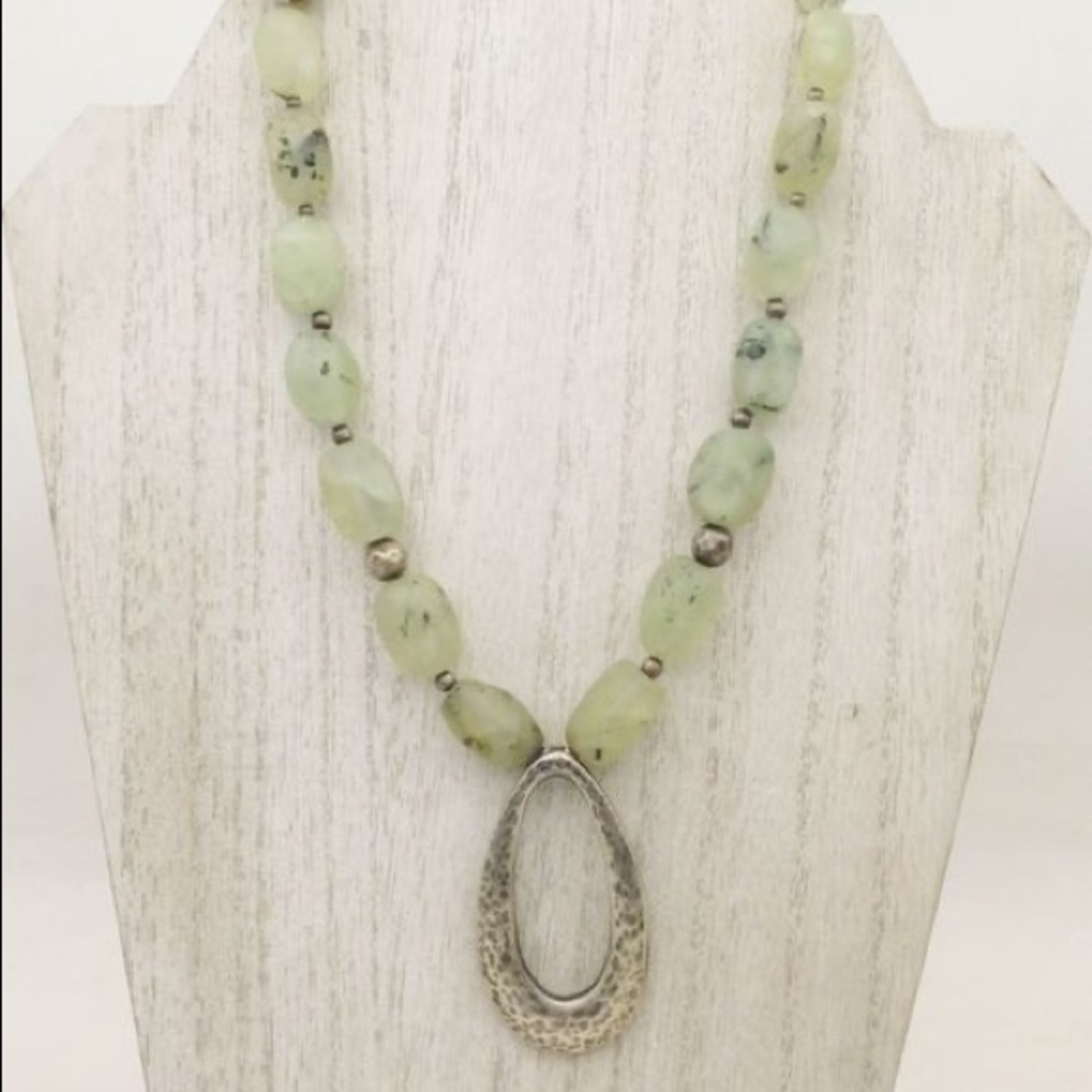 SILPADA Sterling Silver Prehnite Hammered Pendant Beaded Necklace